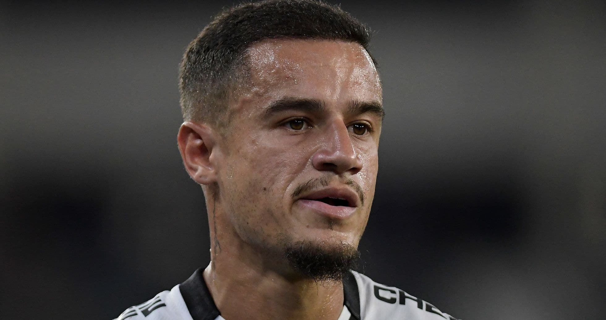 Philippe Coutinho se une a Neymar en Santos hasta fin de temporada
