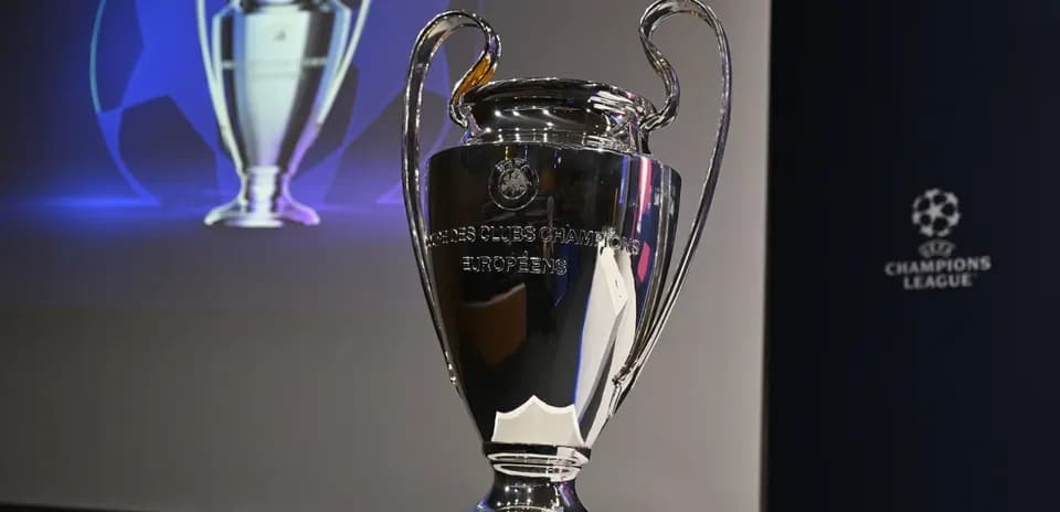 Sorteo y calendario completo de la fase de playoffs de la Champions League 2026/27
