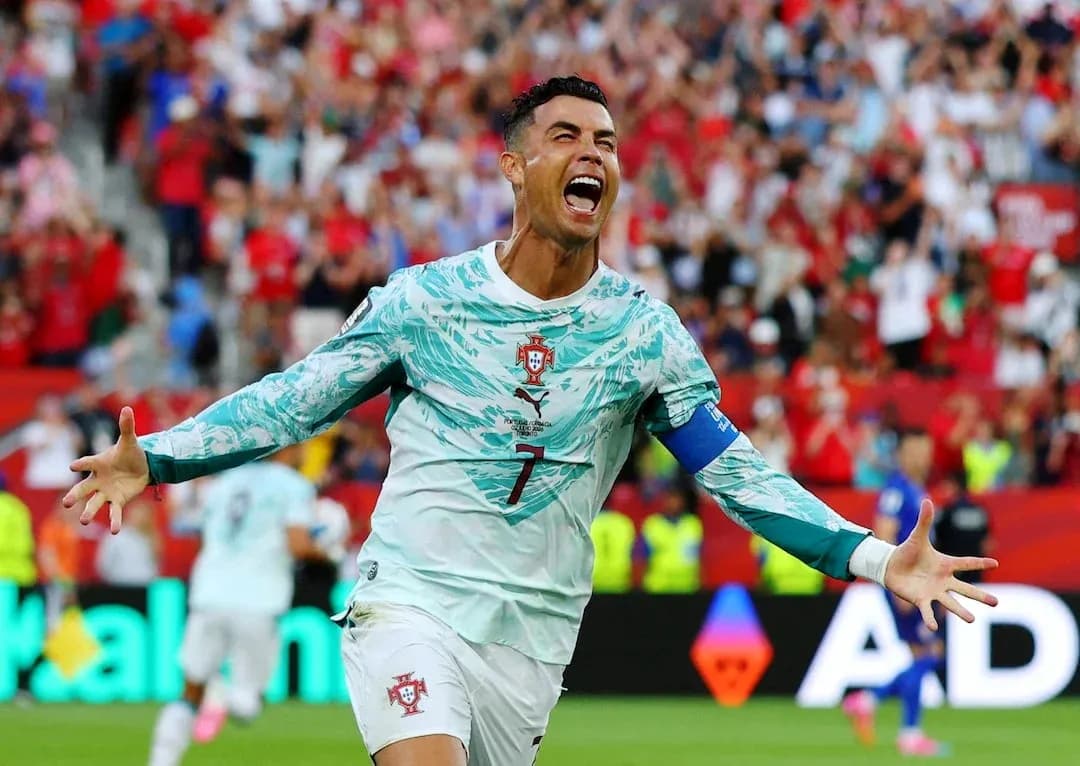 Cristiano Ronaldo celebrando un gol con Portugal Cristiano Ronaldo celebrando un gol con Portugal