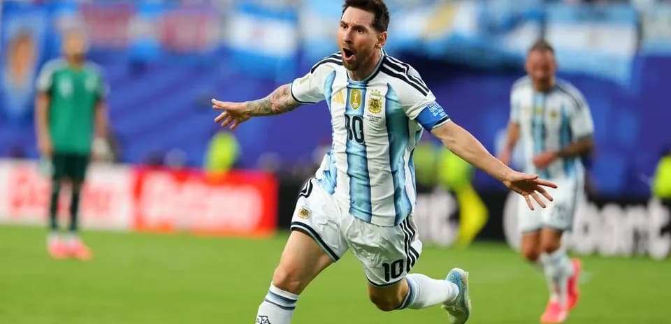 Lionel Messi celebrando un gol con Argentina Lionel Messi celebrando un gol con Argentina