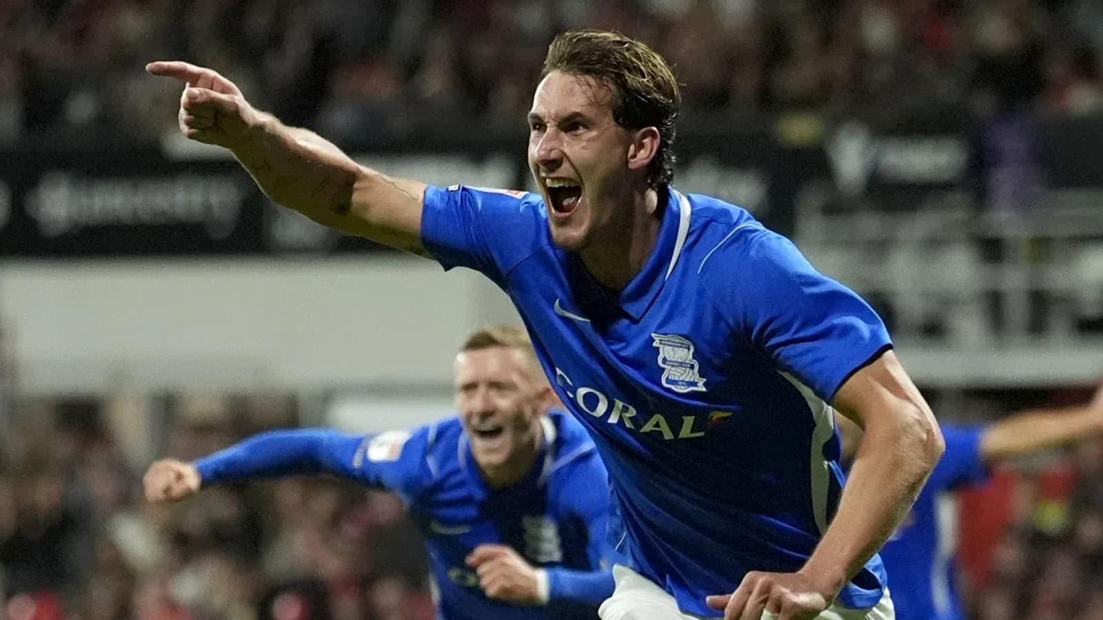 Jugador de Birmingham City celebrando un gol Jugador de Birmingham City celebrando un gol