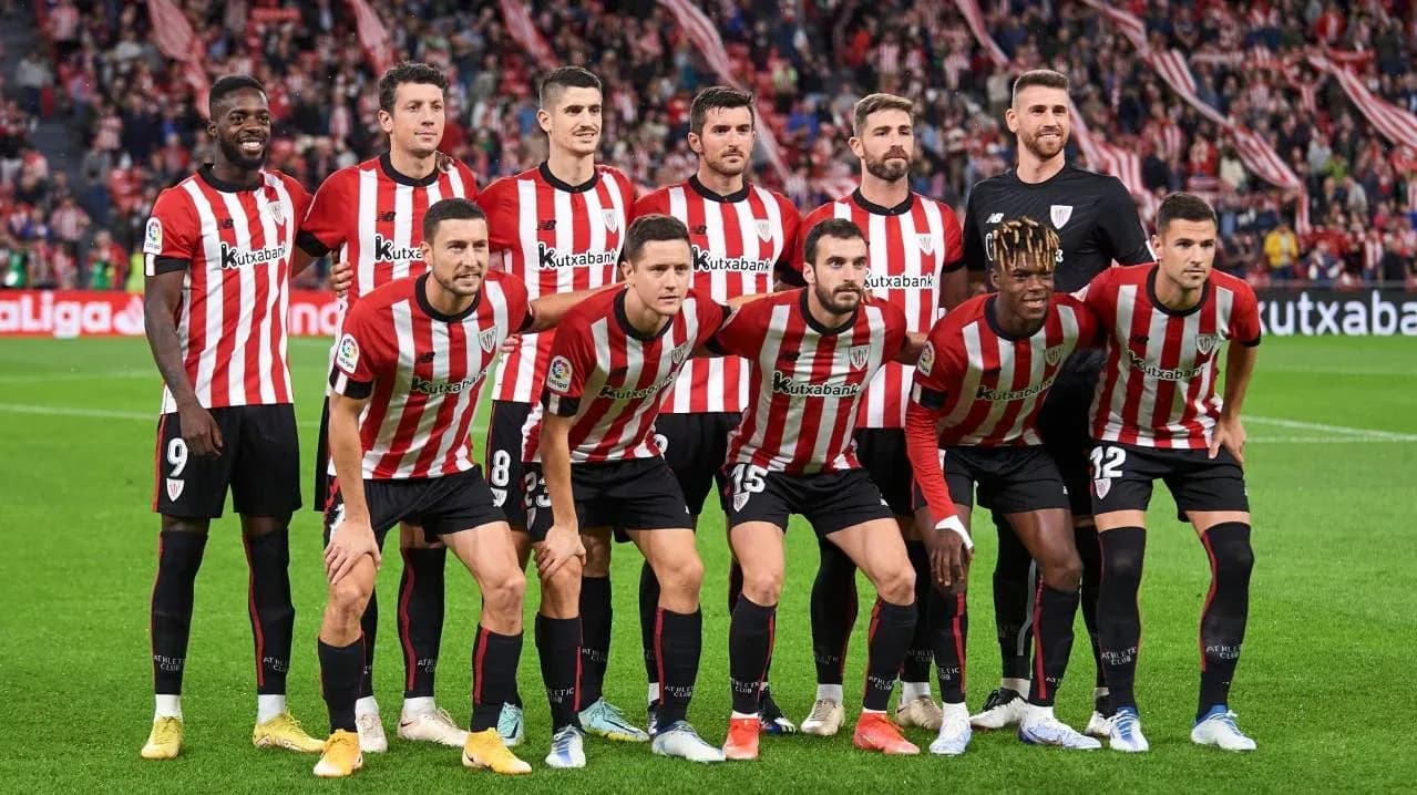 Equipo de Athletic Club en alineación previa Equipo de Athletic Club en alineación previa