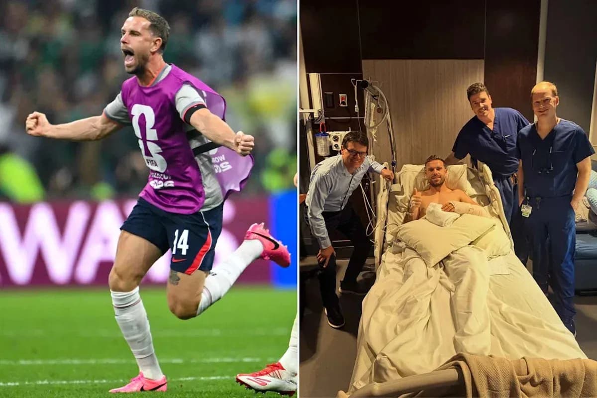 Jugador celebrando un gol y hospitalizado con médicos Jugador celebrando un gol y hospitalizado con médicos