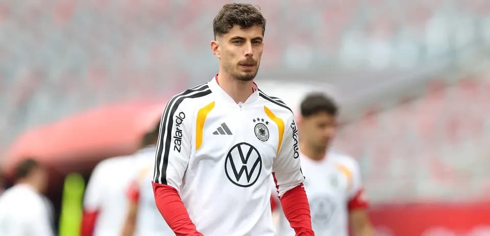 Jugador de Alemania en sesión de entrenamiento Jugador de Alemania en sesión de entrenamiento