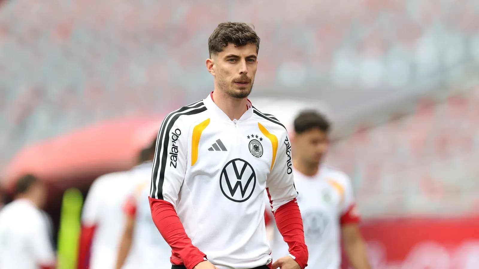 Jugador de Alemania en sesión de entrenamiento Jugador de Alemania en sesión de entrenamiento