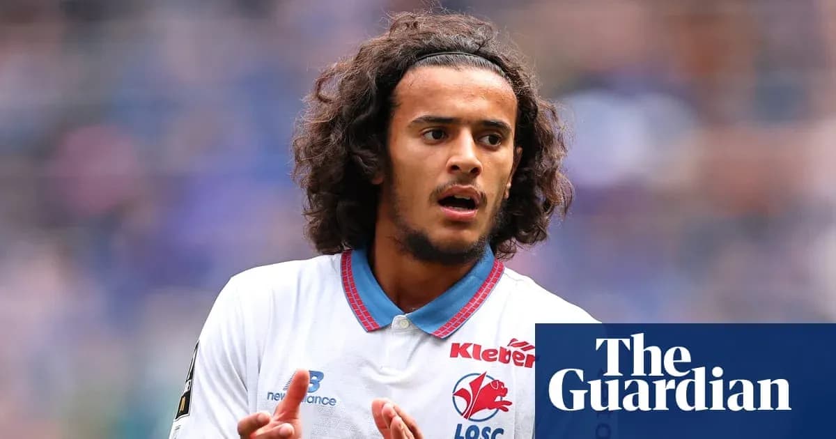 Jugador de Lille OSC en acción durante un partido Jugador de Lille OSC en acción durante un partido