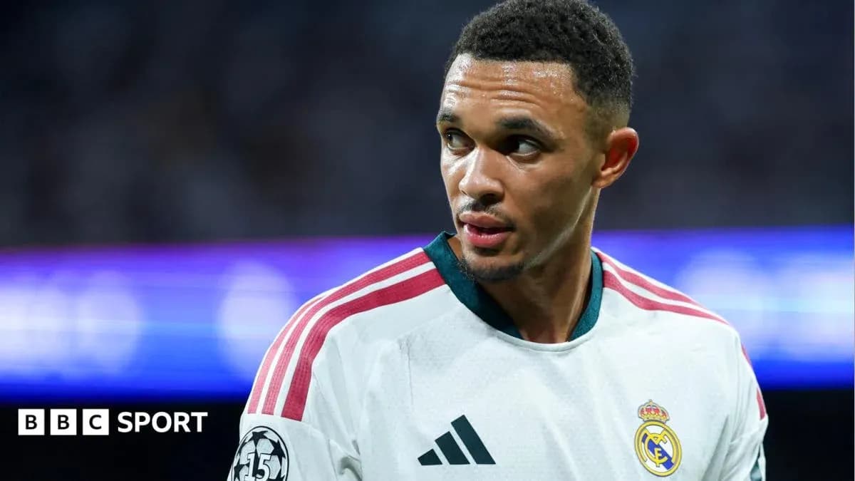 Jugador de Real Madrid en el campo durante partido Jugador de Real Madrid en el campo durante partido