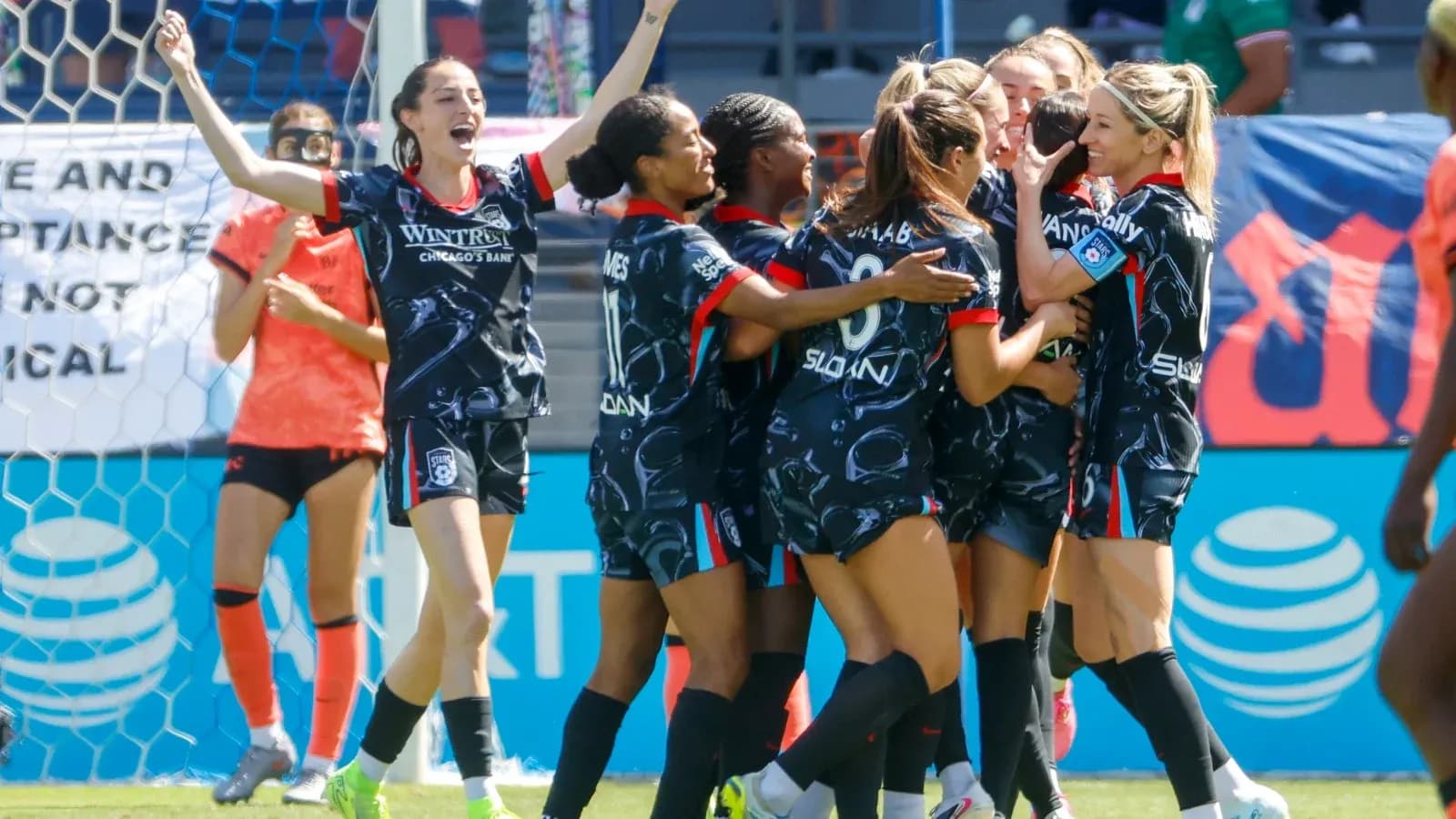 Jugadoras del Chicago Red Stars celebrando un gol Jugadoras del Chicago Red Stars celebrando un gol