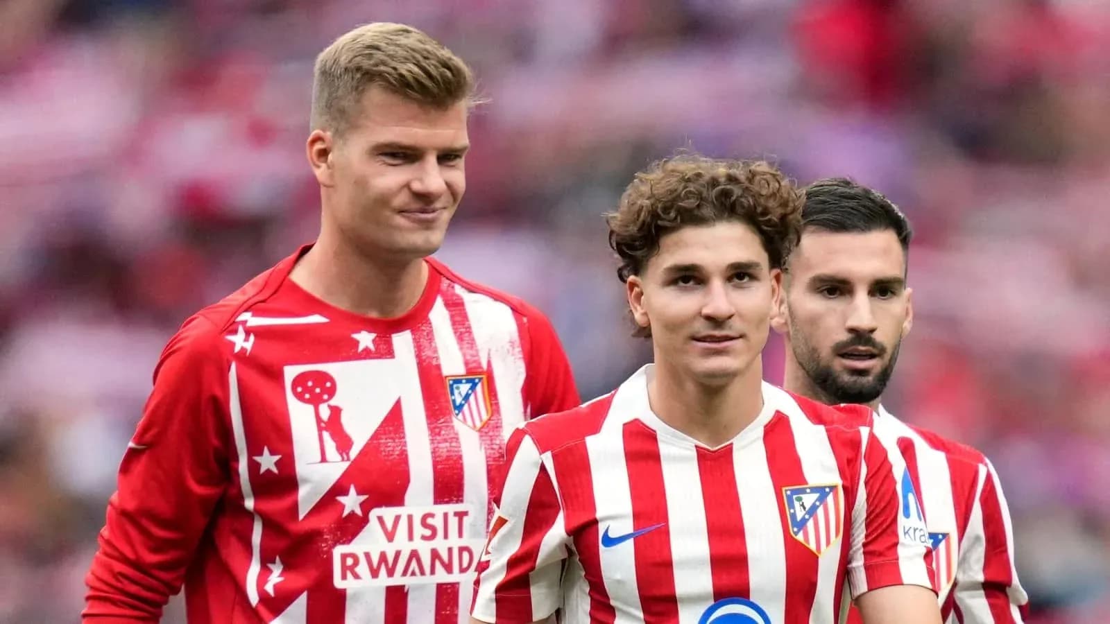 Jugadores de Atlético de Madrid en el campo Jugadores de Atlético de Madrid en el campo