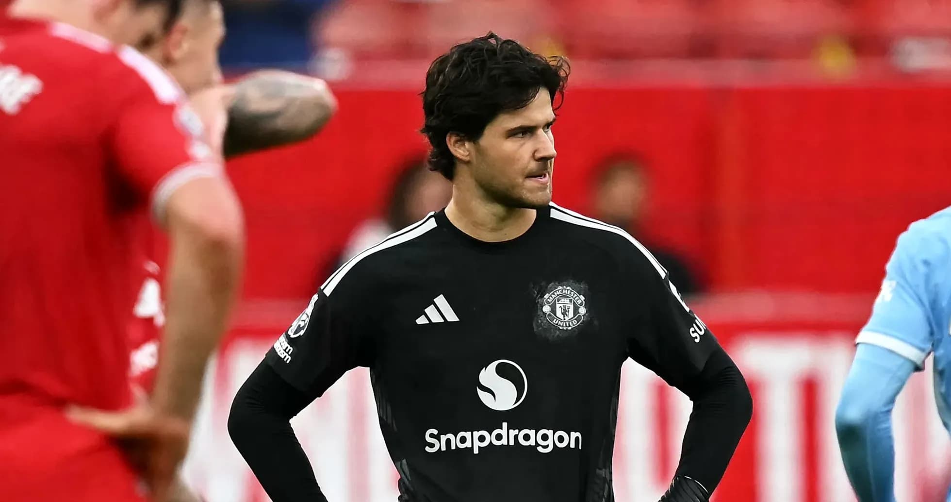 Portero de Manchester United en partido de fútbol Portero de Manchester United en partido de fútbol