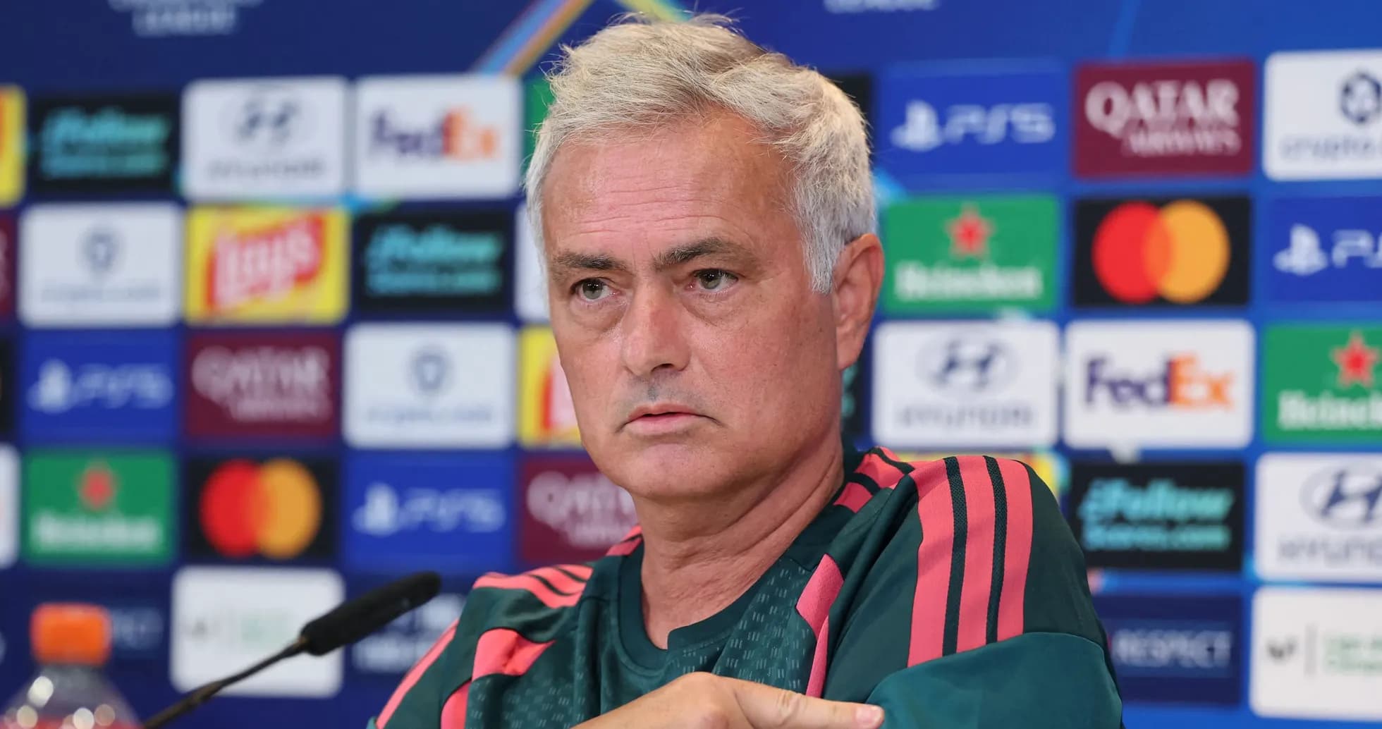 José Mourinho en conferencia de prensa antes del partido José Mourinho en conferencia de prensa antes del partido
