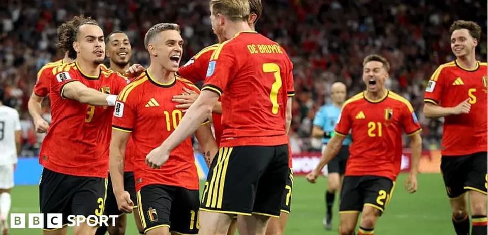 Jugadores de Bélgica celebrando un gol en partido Jugadores de Bélgica celebrando un gol en partido