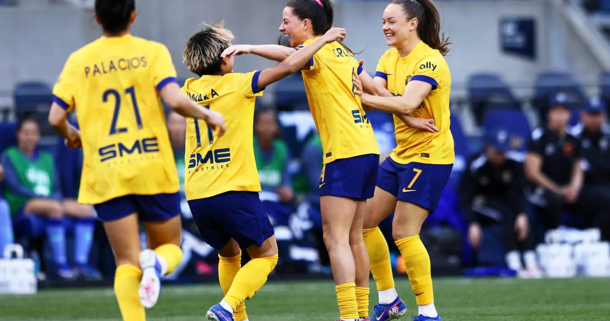 Jugadoras de Racing Louisville celebrando un gol Jugadoras de Racing Louisville celebrando un gol