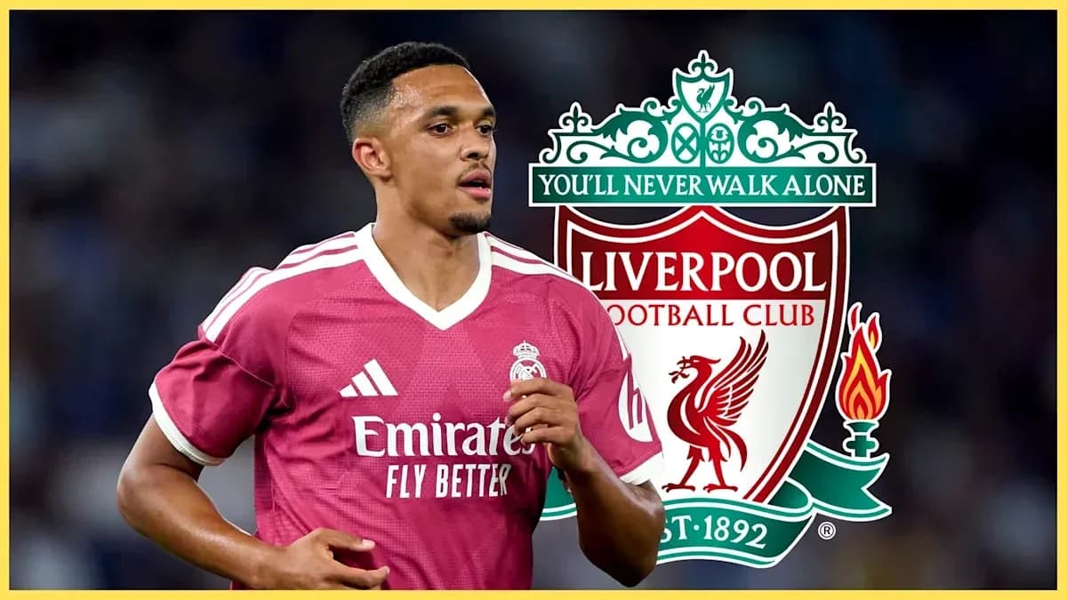 Jugador de fútbol en uniforme con logo de Liverpool Jugador de fútbol en uniforme con logo de Liverpool