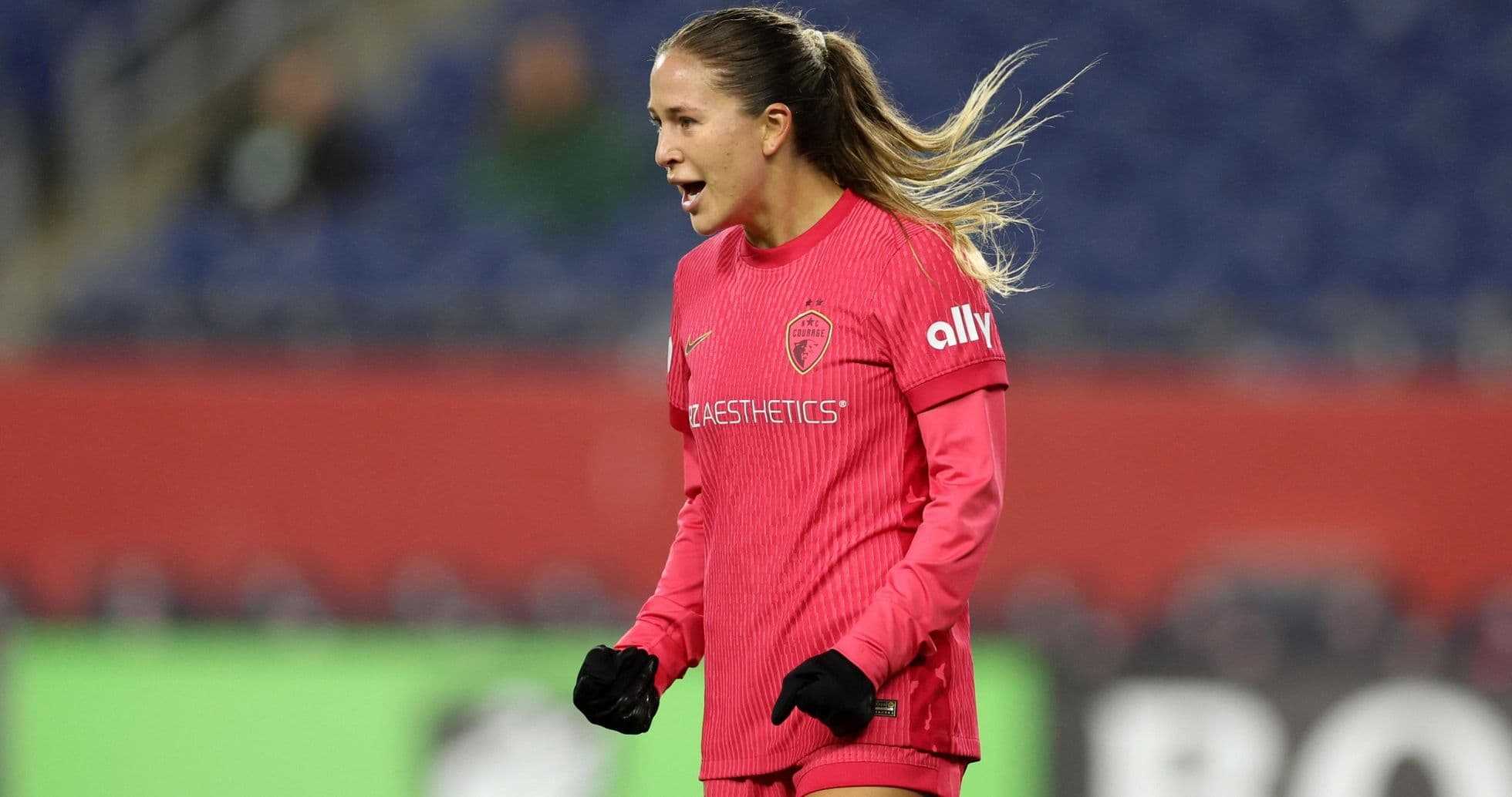 Jugadora de North Carolina Courage celebrando un gol Jugadora de North Carolina Courage celebrando un gol