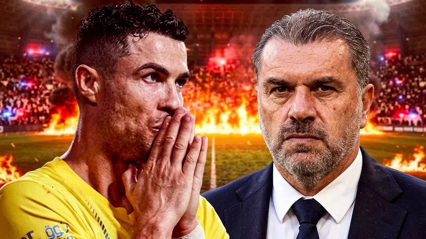 Cristiano Ronaldo y entrenador en ambiente de partido Cristiano Ronaldo y entrenador en ambiente de partido