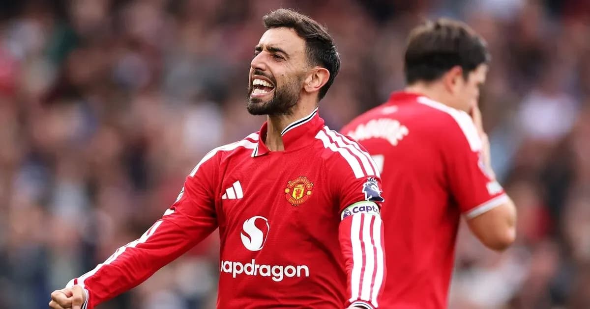 Bruno Fernandes celebrando durante un partido de fútbol Bruno Fernandes celebrando durante un partido de fútbol