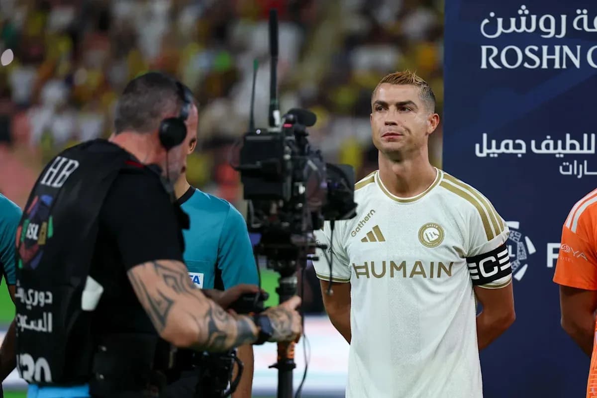 Cristiano Ronaldo en la ceremonia previa al partido Cristiano Ronaldo en la ceremonia previa al partido