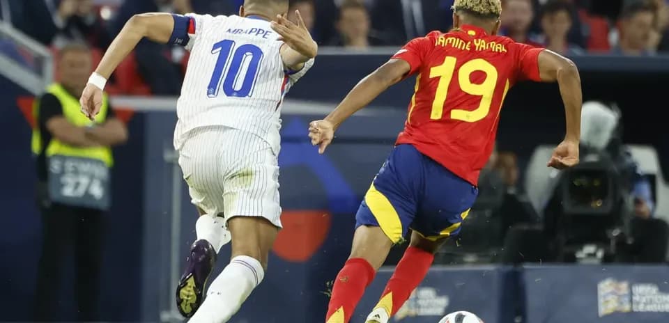 El historial entre Kylian Mbappé y Lamine Yamal: cómo la estrella española ha dominado a la delantera francesa El historial entre Kylian Mbappé y Lamine Yamal: cómo la estrella española ha dominado a la delantera francesa