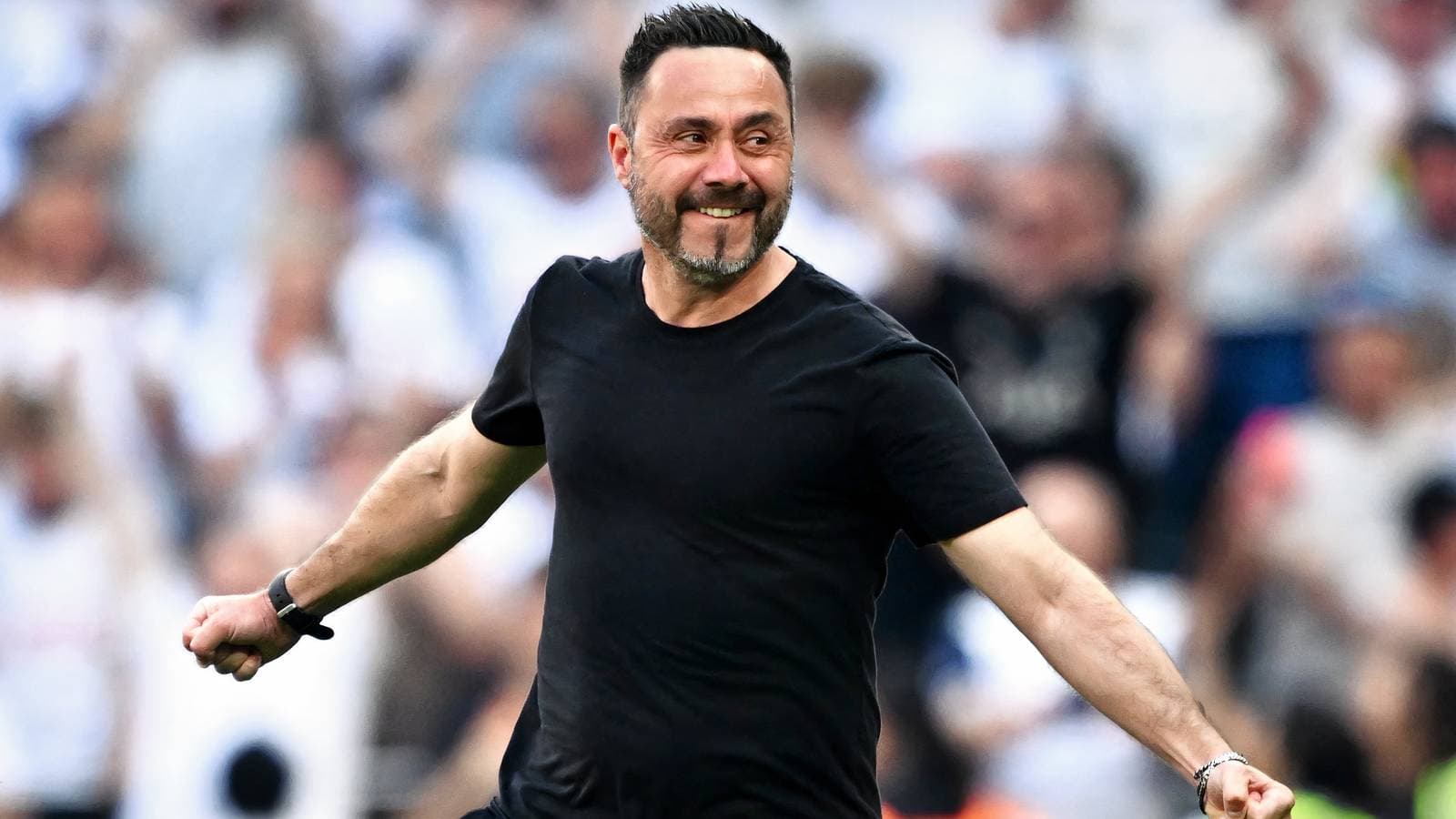 Tottenham inicia negociaciones para el préstamo de Franco Mastantuono Tottenham inicia negociaciones para el préstamo de Franco Mastantuono