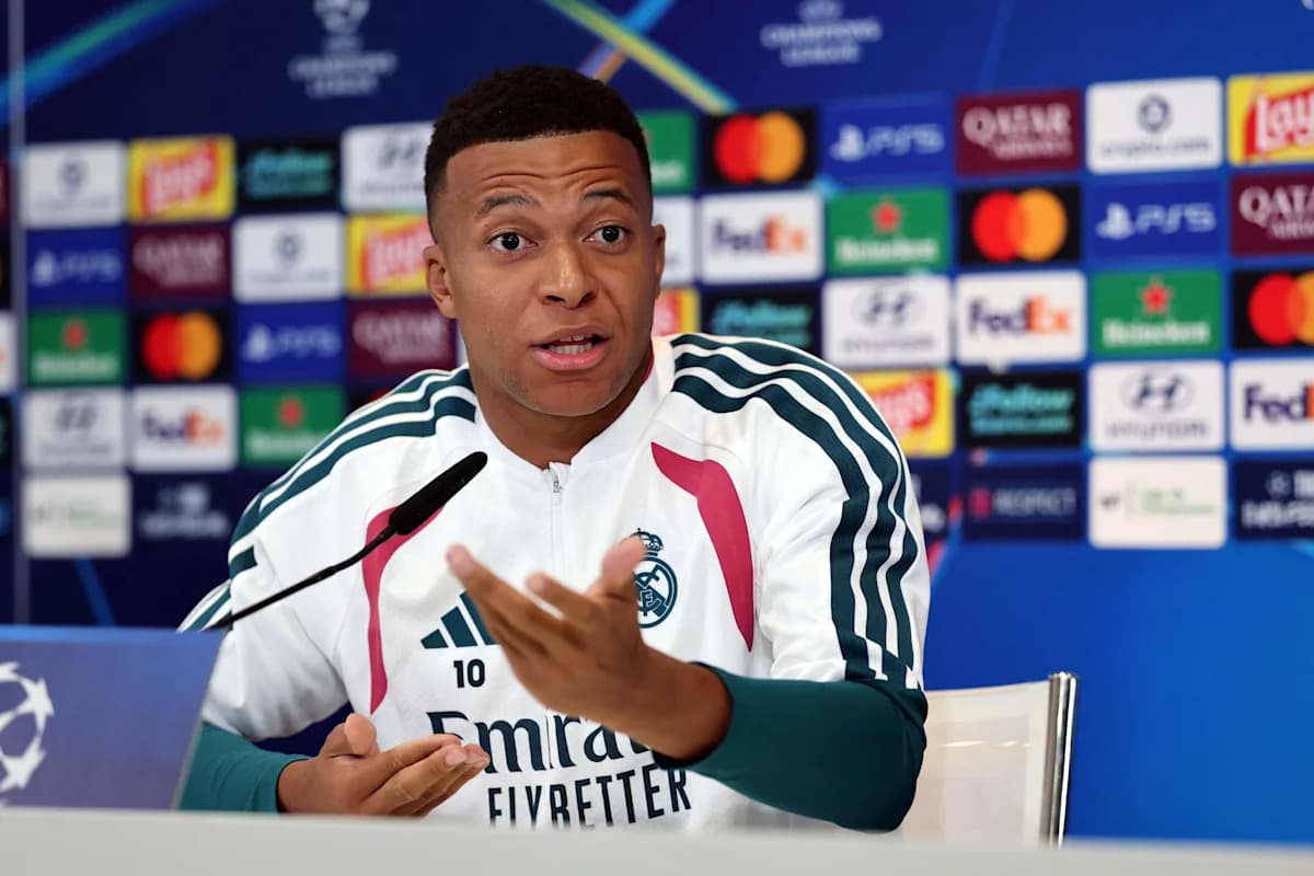 Kylian Mbappé responde a comparaciones con Dembélé y Raphinha antes del estreno en Champions League Kylian Mbappé responde a comparaciones con Dembélé y Raphinha antes del estreno en Champions League