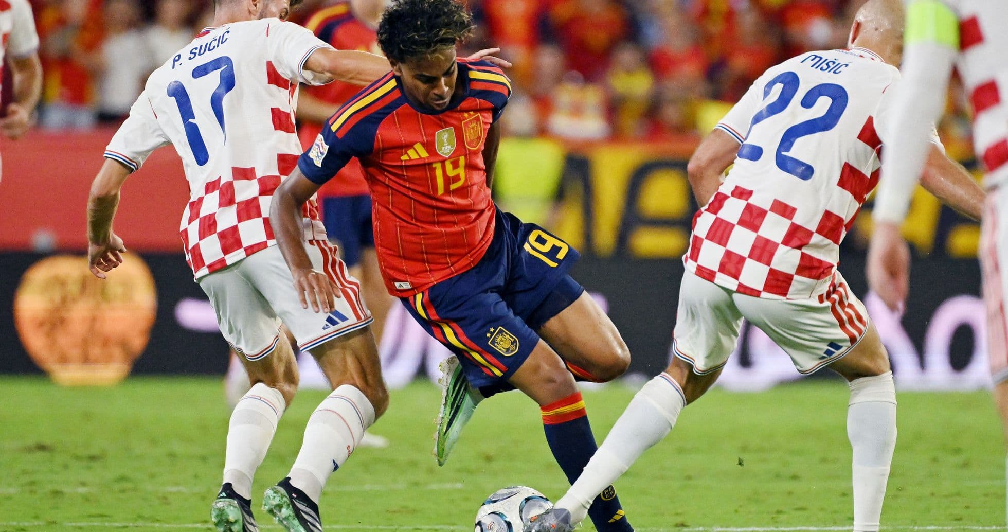 Calificaciones de España vs Croacia: Lamine Yamal deslumbra con un impecable 10/10 Calificaciones de España vs Croacia: Lamine Yamal deslumbra con un impecable 10/10