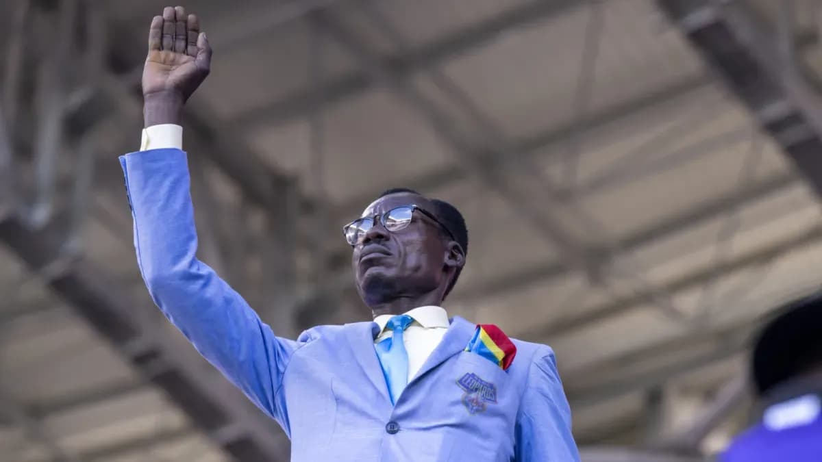 Conoce a Lumumba Vea, el fanático icónico de la República Democrática del Congo en el Mundial Conoce a Lumumba Vea, el fanático icónico de la República Democrática del Congo en el Mundial