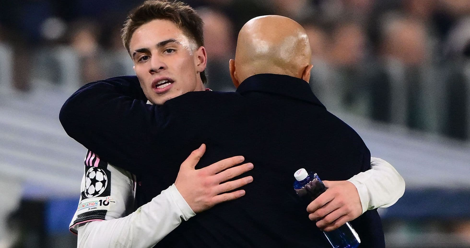 Luciano Spalletti compara a Kenan Yildiz con la estrella del PSG Khvicha Kvaratskhelia Luciano Spalletti compara a Kenan Yildiz con la estrella del PSG Khvicha Kvaratskhelia