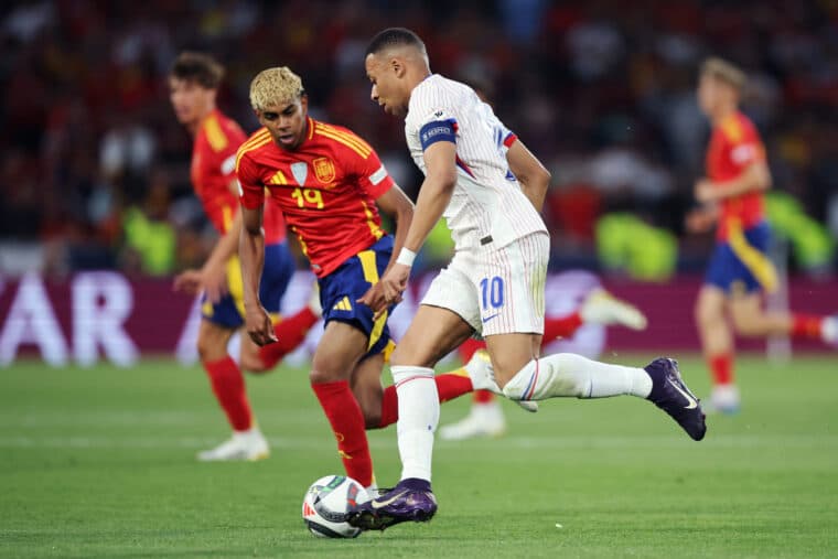 Francia y España se enfrentan en una semifinal intensa del Mundial 2026 Francia y España se enfrentan en una semifinal intensa del Mundial 2026