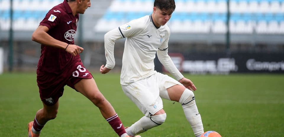 AC Milan confirma la incorporación de Lorenzo Calvani desde Lazio AC Milan confirma la incorporación de Lorenzo Calvani desde Lazio